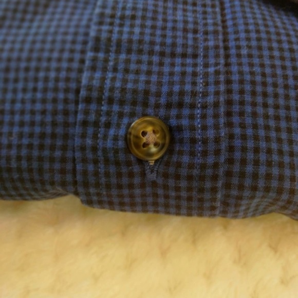 NAUTICA Black/Navy Micro Gingham Pattern Long Sleeve Button Down Sz. M - Picture 4 of 4